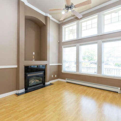 Photo 2 at 5639 148 Street, Sullivan Station, Surrey Photo 2 at 5639 148 Street, Sullivan Station, Surrey