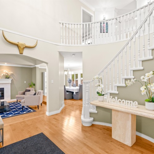 Photo 3 at 9063 162a Street, Fleetwood Tynehead, Surrey Photo 3 at 9063 162a Street, Fleetwood Tynehead, Surrey