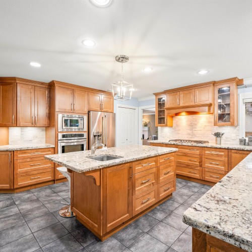 Photo 10 at 9063 162a Street, Fleetwood Tynehead, Surrey Photo 10 at 9063 162a Street, Fleetwood Tynehead, Surrey