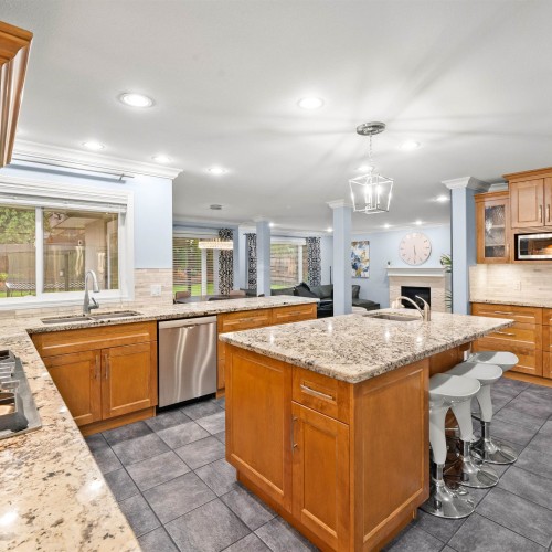 Photo 11 at 9063 162a Street, Fleetwood Tynehead, Surrey Photo 11 at 9063 162a Street, Fleetwood Tynehead, Surrey