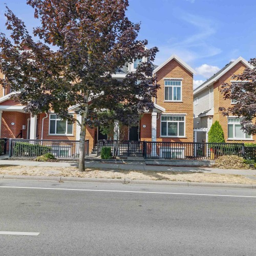 Photo 3 at 13971 64 Avenue, East Newton, Surrey Photo 3 at 13971 64 Avenue, East Newton, Surrey