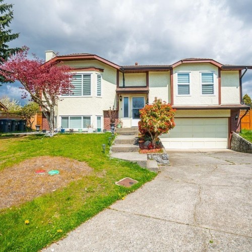 Photo 2 at 14865 95a Avenue, Fleetwood Tynehead, Surrey Photo 2 at 14865 95a Avenue, Fleetwood Tynehead, Surrey