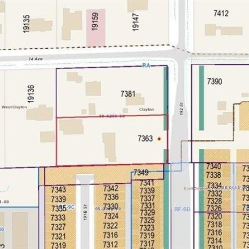 Photo 3 at 7363 192 Street, Clayton, Cloverdale Photo 3 at 7363 192 Street, Clayton, Cloverdale