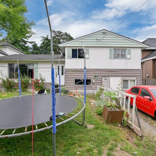 Photo 16 at 8854 139 Street, Bear Creek Green Timbers, Surrey Photo 16 at 8854 139 Street, Bear Creek Green Timbers, Surrey