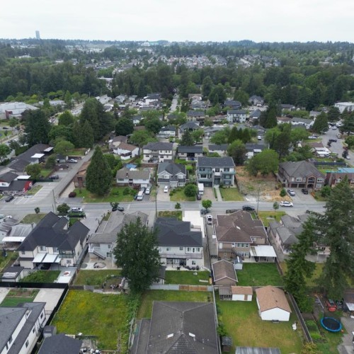 Photo 4 at 8854 139 Street, Bear Creek Green Timbers, Surrey Photo 4 at 8854 139 Street, Bear Creek Green Timbers, Surrey