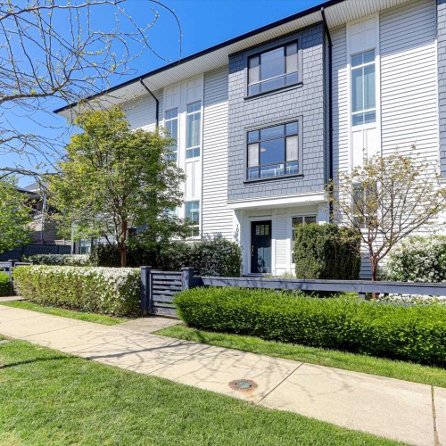 Photo 3 at 105 - 16433 Watson Drive, Fleetwood Tynehead, Surrey Photo 3 at 105 - 16433 Watson Drive, Fleetwood Tynehead, Surrey