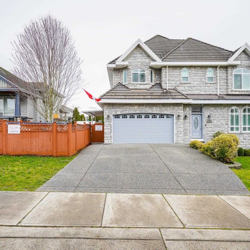 Photo 3 at 7811 148 Street, East Newton, Surrey Photo 3 at 7811 148 Street, East Newton, Surrey