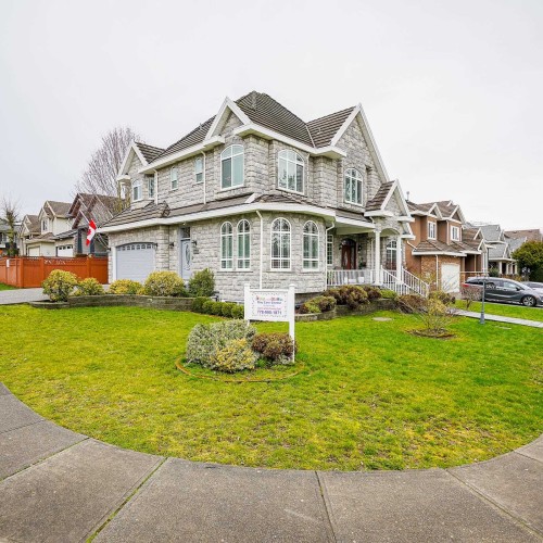 Photo 1 at 7811 148 Street, East Newton, Surrey Photo 1 at 7811 148 Street, East Newton, Surrey