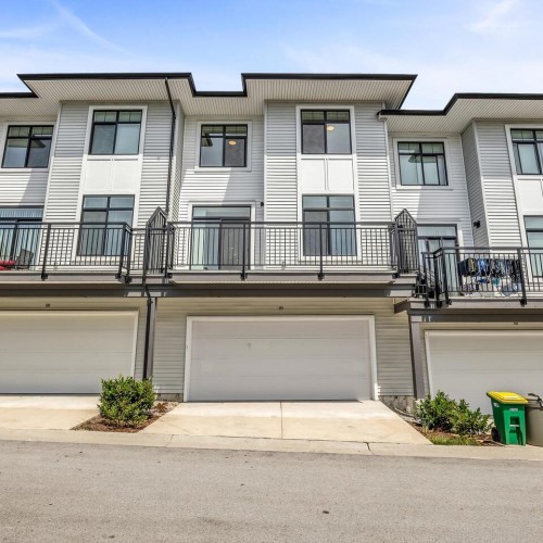 Photo 2 at 54 - 15255 Sitka Drive, Fleetwood Tynehead, Surrey Photo 2 at 54 - 15255 Sitka Drive, Fleetwood Tynehead, Surrey