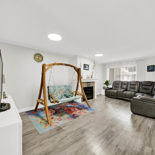 Photo 5 at 103 - 16275 85 Avenue, Fleetwood Tynehead, Surrey Photo 5 at 103 - 16275 85 Avenue, Fleetwood Tynehead, Surrey