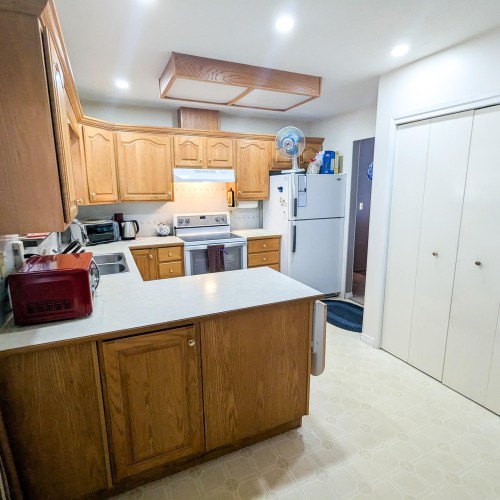 Photo 5 at 13841 92 A Avenue, Bear Creek Green Timbers, Surrey Photo 5 at 13841 92 A Avenue, Bear Creek Green Timbers, Surrey