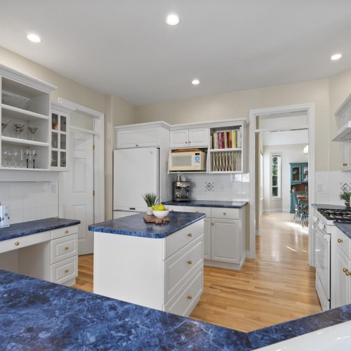 Photo 11 at 15355 Sequoia Drive, Fleetwood Tynehead, Surrey Photo 11 at 15355 Sequoia Drive, Fleetwood Tynehead, Surrey