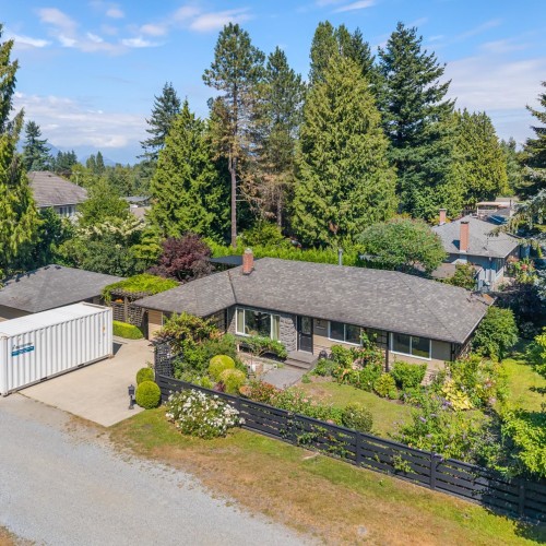 Photo 2 at 14735 109a Avenue, Bolivar Heights, North Surrey Photo 2 at 14735 109a Avenue, Bolivar Heights, North Surrey