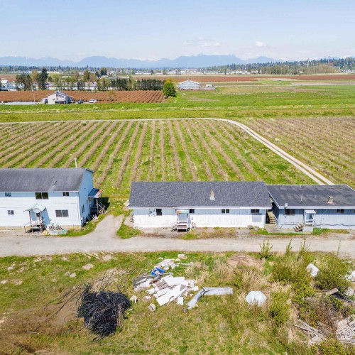 Photo 6 at 4586 176 Street, Serpentine, Cloverdale Photo 6 at 4586 176 Street, Serpentine, Cloverdale