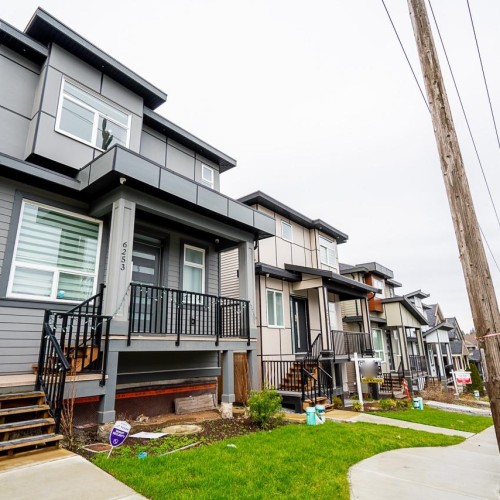 Photo 2 at 6253 148 Street, Sullivan Station, Surrey Photo 2 at 6253 148 Street, Sullivan Station, Surrey