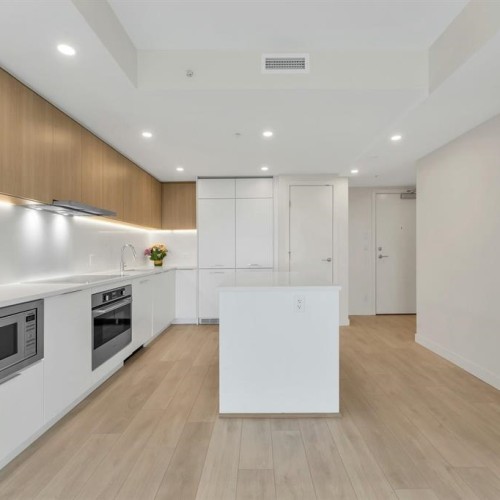 Photo 7 at 1902 - 13318 104 Avenue, Whalley, North Surrey Photo 7 at 1902 - 13318 104 Avenue, Whalley, North Surrey