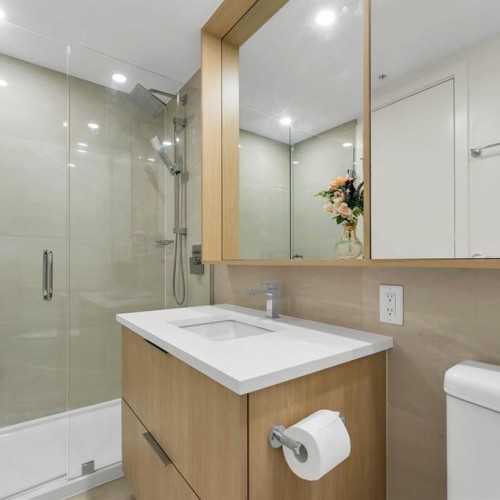 Photo 10 at 1902 - 13318 104 Avenue, Whalley, North Surrey Photo 10 at 1902 - 13318 104 Avenue, Whalley, North Surrey