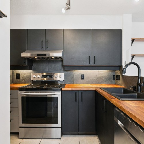 Photo 11 at 415 - 10866 City Parkway, Whalley, North Surrey Photo 11 at 415 - 10866 City Parkway, Whalley, North Surrey