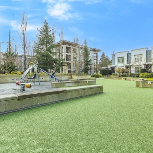 Photo 12 at 802 - 13325 102a Avenue, Whalley, North Surrey Photo 12 at 802 - 13325 102a Avenue, Whalley, North Surrey