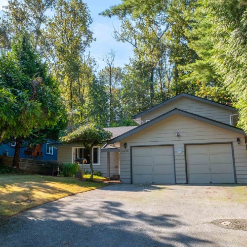 Photo 3 at 11436 Royal Crescent, Royal Heights, North Surrey Photo 3 at 11436 Royal Crescent, Royal Heights, North Surrey