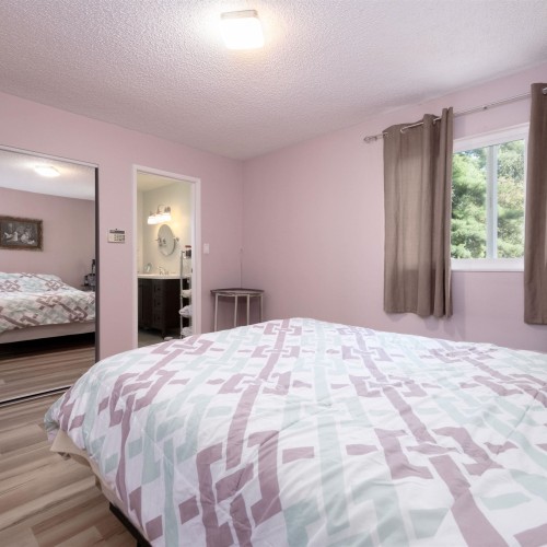 Photo 15 at 11436 Royal Crescent, Royal Heights, North Surrey Photo 15 at 11436 Royal Crescent, Royal Heights, North Surrey