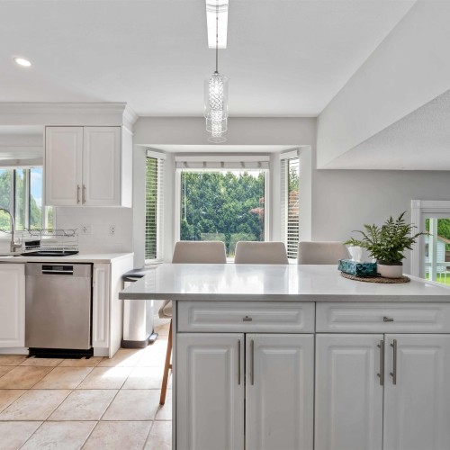 Photo 8 at 18166 54 Avenue, Cloverdale BC, Cloverdale Photo 8 at 18166 54 Avenue, Cloverdale BC, Cloverdale