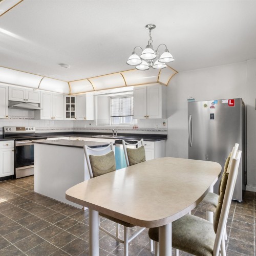 Photo 10 at 12185 98a Avenue, Cedar Hills, North Surrey Photo 10 at 12185 98a Avenue, Cedar Hills, North Surrey