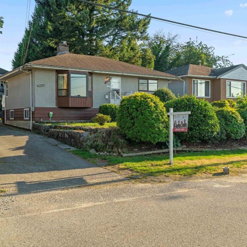 Photo 6 at 11660 98a Avenue, Royal Heights, North Surrey Photo 6 at 11660 98a Avenue, Royal Heights, North Surrey