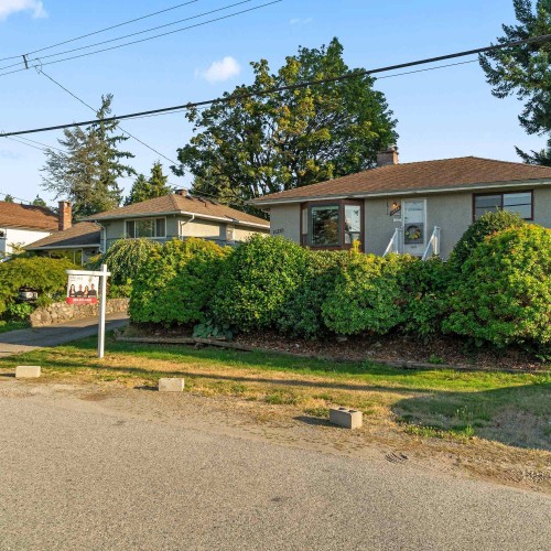 Photo 8 at 11660 98a Avenue, Royal Heights, North Surrey Photo 8 at 11660 98a Avenue, Royal Heights, North Surrey