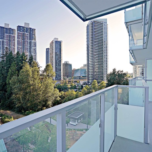 Photo 6 at 805 - 13768 100 Avenue, Whalley, North Surrey Photo 6 at 805 - 13768 100 Avenue, Whalley, North Surrey