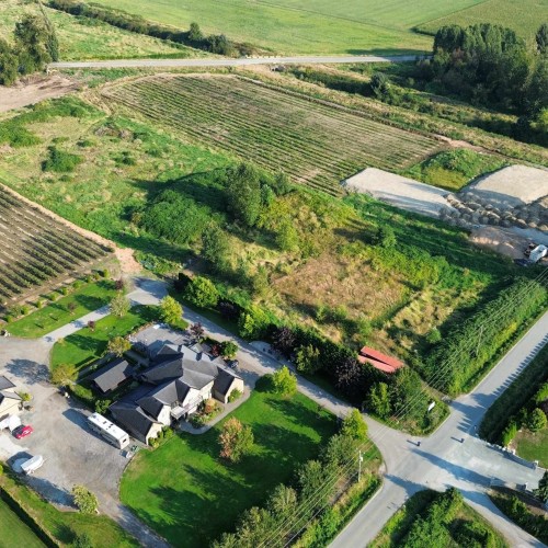 Photo 4 at 8476 184 Street Street, Port Kells, North Surrey Photo 4 at 8476 184 Street Street, Port Kells, North Surrey