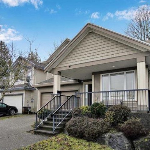 Photo 3 at 7113 147 Street, East Newton, Surrey Photo 3 at 7113 147 Street, East Newton, Surrey