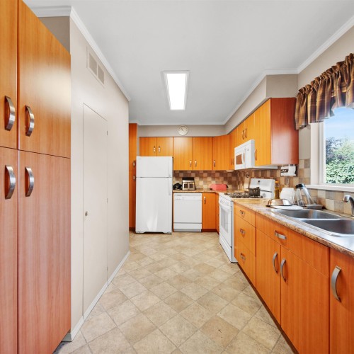 Photo 6 at 14681 110 Avenue, Bolivar Heights, North Surrey Photo 6 at 14681 110 Avenue, Bolivar Heights, North Surrey