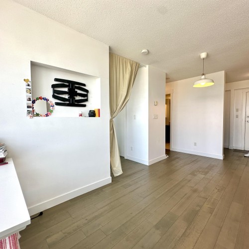 Photo 7 at 1812 - 10777 University Drive, Whalley, North Surrey Photo 7 at 1812 - 10777 University Drive, Whalley, North Surrey