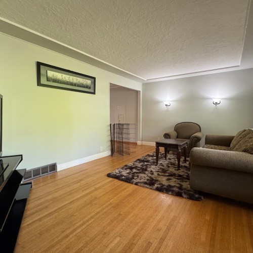 Photo 3 at 13654 Larner Road, Bolivar Heights, North Surrey Photo 3 at 13654 Larner Road, Bolivar Heights, North Surrey