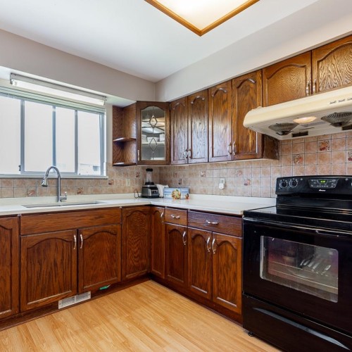 Photo 11 at 14317 89a Avenue, Bear Creek Green Timbers, Surrey Photo 11 at 14317 89a Avenue, Bear Creek Green Timbers, Surrey