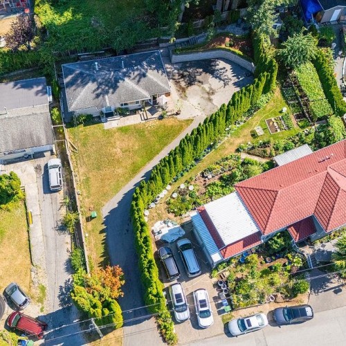 Photo 4 at 11458 139 Street, Bolivar Heights, North Surrey Photo 4 at 11458 139 Street, Bolivar Heights, North Surrey