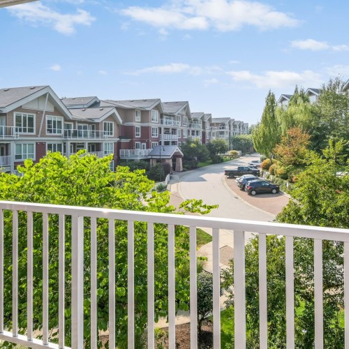 Photo 11 at 306 - 6450 194 Street, Clayton, Cloverdale Photo 11 at 306 - 6450 194 Street, Clayton, Cloverdale