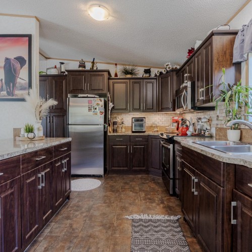 Photo 7 at 19 - 8220 King George Boulevard, Bear Creek Green Timbers, Surrey Photo 7 at 19 - 8220 King George Boulevard, Bear Creek Green Timbers, Surrey