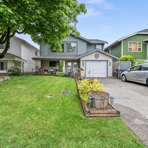 Photo 2 at 6015 195a Street, Cloverdale BC, Cloverdale Photo 2 at 6015 195a Street, Cloverdale BC, Cloverdale