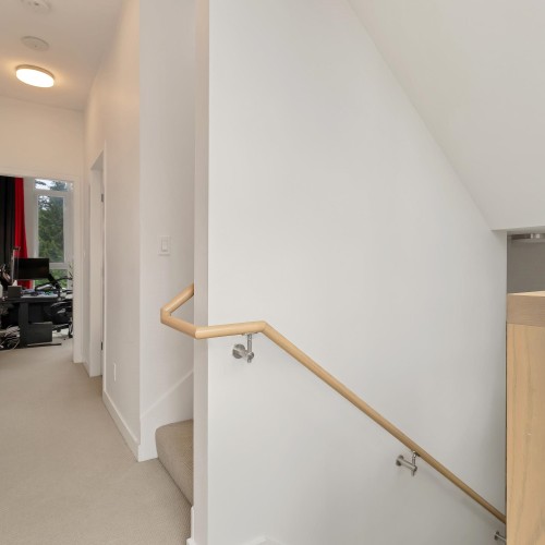 Photo 11 at TH3 - 13720 100 Avenue, Whalley, North Surrey Photo 11 at TH3 - 13720 100 Avenue, Whalley, North Surrey