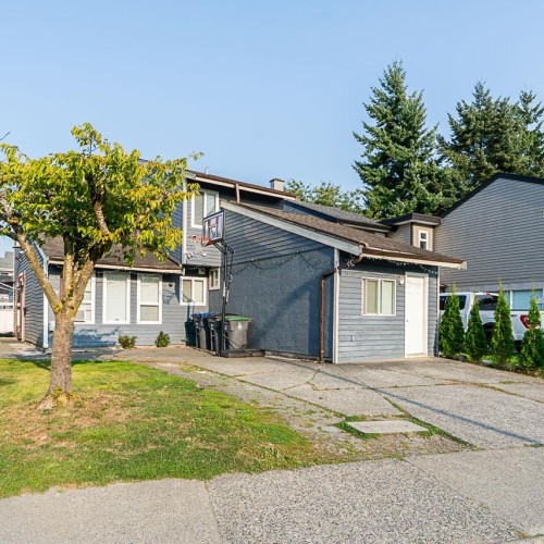 Photo 3 at 7380 Parkwood Drive, West Newton, Surrey Photo 3 at 7380 Parkwood Drive, West Newton, Surrey