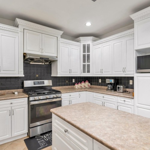 Photo 8 at 9093 141b Street, Bear Creek Green Timbers, Surrey Photo 8 at 9093 141b Street, Bear Creek Green Timbers, Surrey