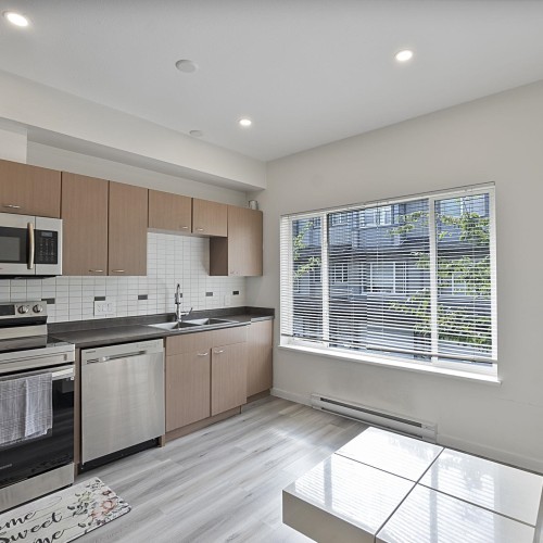 Photo 4 at 14 - 18701 66 Avenue, Cloverdale BC, Cloverdale Photo 4 at 14 - 18701 66 Avenue, Cloverdale BC, Cloverdale