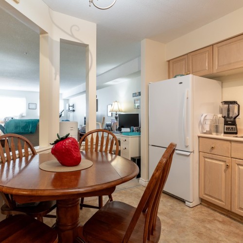 Photo 11 at 123 - 12101 80 Avenue, Queen Mary Park Surrey, Surrey Photo 11 at 123 - 12101 80 Avenue, Queen Mary Park Surrey, Surrey