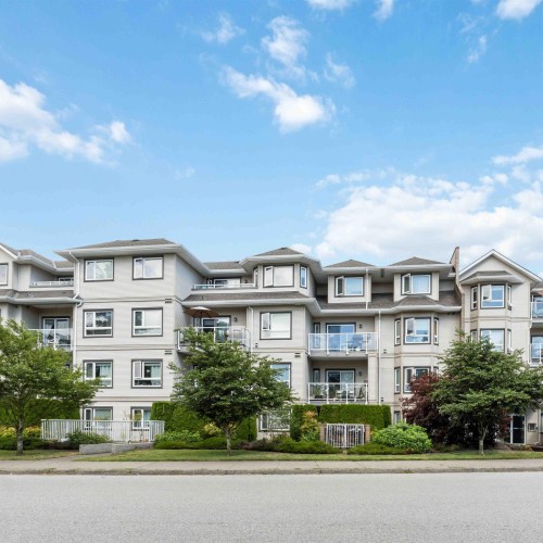 Photo 2 at 402 - 8142 120a Street, Queen Mary Park Surrey, Surrey Photo 2 at 402 - 8142 120a Street, Queen Mary Park Surrey, Surrey