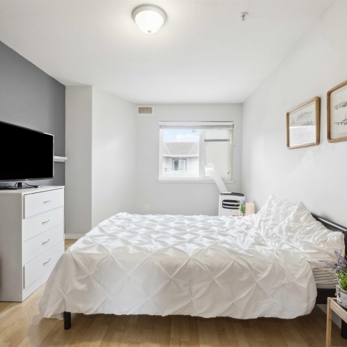 Photo 5 at 402 - 8142 120a Street, Queen Mary Park Surrey, Surrey Photo 5 at 402 - 8142 120a Street, Queen Mary Park Surrey, Surrey