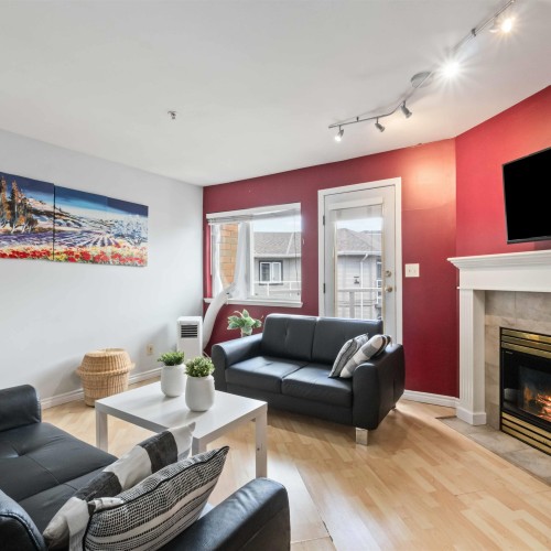 Photo 11 at 402 - 8142 120a Street, Queen Mary Park Surrey, Surrey Photo 11 at 402 - 8142 120a Street, Queen Mary Park Surrey, Surrey