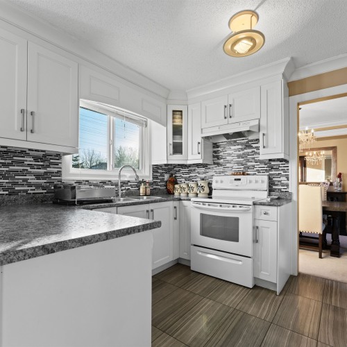 Photo 9 at 15796 95a Avenue, Fleetwood Tynehead, Surrey Photo 9 at 15796 95a Avenue, Fleetwood Tynehead, Surrey