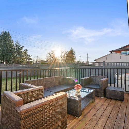 Photo 4 at 15796 95a Avenue, Fleetwood Tynehead, Surrey Photo 4 at 15796 95a Avenue, Fleetwood Tynehead, Surrey